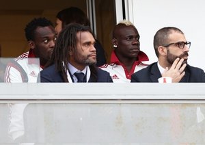 بالوتلی - مایکل اِسین