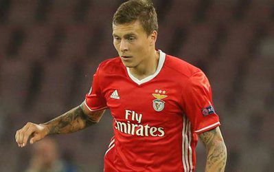 شایعه روز | منچستر یونایتد برای جذب لیندلوف باید 50 میلیون یورو بپردازد