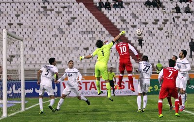 لیگ برتر | تراکتور ۱ - پیکان ۲ / پیکان در خانه تراکتورسازی به پیروزی رسید