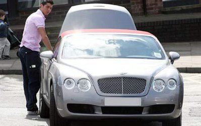 رونالدو از منچستر هفته‌ای 500 هزار پوند می‌خواهد