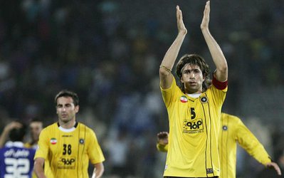 هفته سوم لیگ برتر | عقیلی: حاج‌صفی نیاز دارد مطرح شود/ حداقل 2- 3 گل دیگر باید به استقلال می‌زدیم