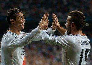 کریستیانو رونالدو|رونالدو پنجمین گل خود  و دومین گل تیمش را در بازی برابر کوپنهاگن به ثمر می رساند.