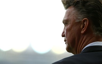 دوید مویس یا لوییس فان‌خال؟