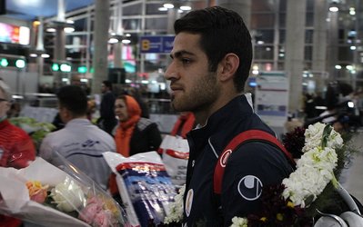 پورعلی‌گنجی: مستحق شکست مقابل عراق نبودیم/ پولادی اخراج نمی‌شد، چهار گل می‌زدیم