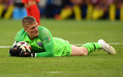 غریبه‌های آشنا؛ نگاهی به حضور دروازه‌بانان انگلیسی در جزیره