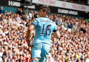 سرخیو آگرو|تاتنهام 0 - 1 منچستر سیتی / لیگ جزیره