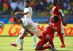 اکسل ویتسل|درگیری در میانه میدان ، بین اکسل ویتسل و تایدر در جریان بازی بلژیک و الجزایر .