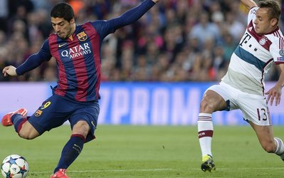 عکس جنجالی روزنامه اکیپ از مهاجم بارسا / سوارز آماده رویارویی با کیلینی