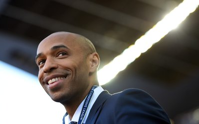 تولد روز | آنری 38 ساله شد