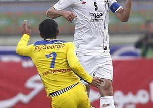 نفت 2-2 سپاهان / هفته ی پانزدهم|سپاهان نه نفره توانست دو گل خورده را در دقایق پایانی جبران کند.