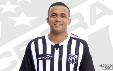 روجرینهو برای پیوستن به پرسپولیس به ایران آمد / هم‌تیمی تادو سرخپوش می‌شود؟