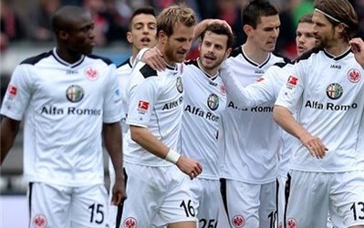 نورنبرگ و لورکوزن در خانه باختند