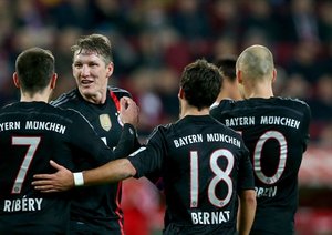 شادی بازیکنان بایرن بعد از گلزنی