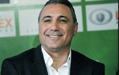 کنایه تحقیر‌آمیز استویچکوف به رئالی‌‌ها