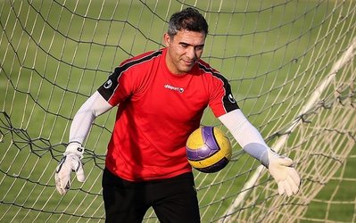 تمرین عابدزاده با تیم ستارگان