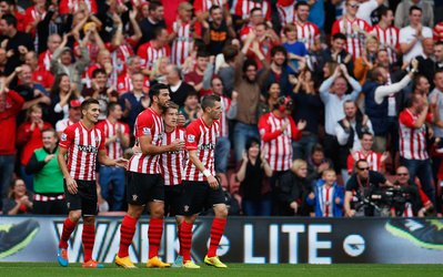 تیم منتخب هفته هشتم لیگ برتر انگلستان / کولاک ساوتهمپتون، ادامه صدرنشینی چلسی و قدرت‌نمایی آگوئرو