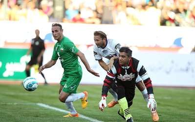 «فوتبال‌فارسی» | نود و هشتی‌ها لطفا با رويای ما بازی نكنيد