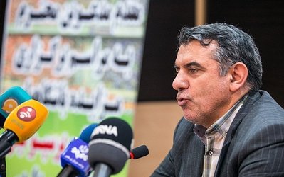 پوری‌حسینی: به‌جز سرخابی‌ها، همه باشگاه‌ها خصوصی شده‌اند / نفت تهران در مظان دولتی بودن است