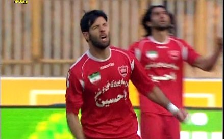 ویدئو : گل اول پرسپولیس(محمد عباس زاده)