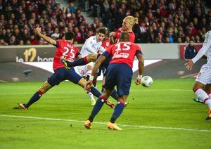 لیل 2-0 موناکو/ هفته دوازدهم|موناکو با شکست در این دیدار خارج از خانه از کورس قهرمانی عقب افتاد...