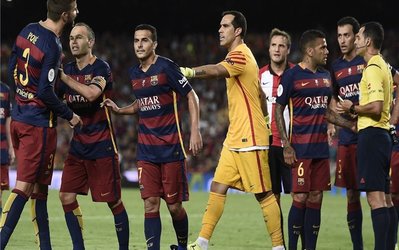 پیکه: به کمک‌داور توهین نکردم