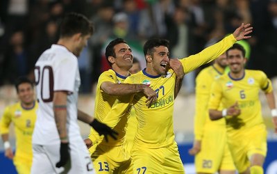 حمدی‌نژاد: از حضور تماشاگران سورپرایز شدیم / پرچم ایران را در آسیا بالا نگه داشتیم