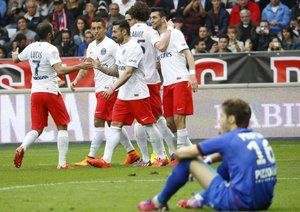 شادی بازیکنان پی اس جی|نیس 1 - 3 پاریس سن ژرمن / لوشامپیونه