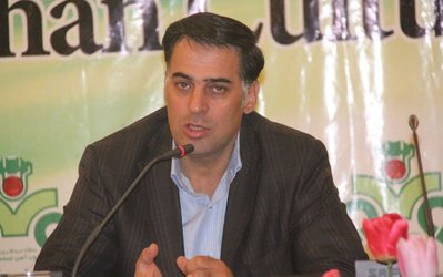 آذری: انتخاب محسن قهرمانی ظلم به محسن قهرمانی است