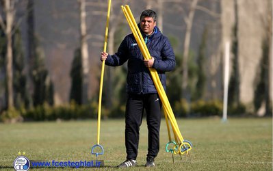 همدانی: بی‌احترامی به بیانی ناراحتم کرد / کار قلعه‌نویی ارزشمند بود