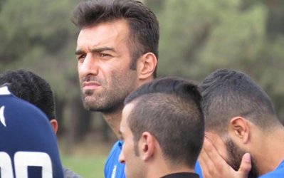 سوال روز | حق با کیست؟ حنیف یا پرویز؟