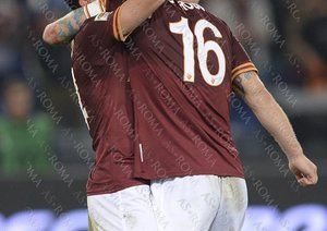 رم 1-0 کیه وو / هفته ی دهم|رم در غیاب فرانچسکو توتو یک بر صفر کیه وو را از پیش رو برداشت.