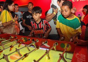 جام جهانی برزیل ۲۰۱۴|مردم از ملیت های مختلف در تب و تاب جام جهانی