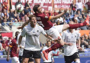 تقابل دو بازیکن