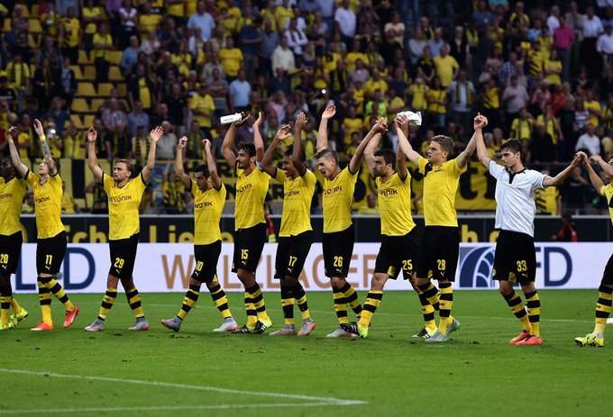 شادی بازیکنان دورتموند
