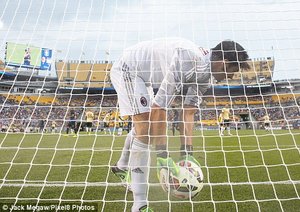 مایکل آگاتزی