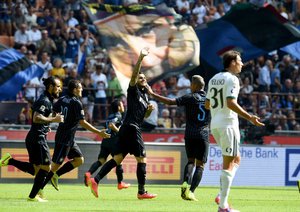 مائورو ایکاردی