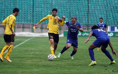 غیبت کریمی و مرادمند در دیدار مقابل استقلال / نویدکیا هم نیست