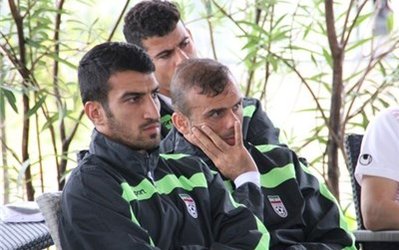 حقیقی و ماهینی در نشست خبری حاضر میشوند