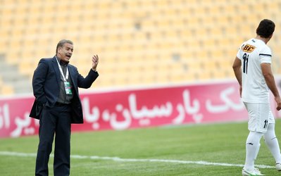 انتقاد رئیس هیات مدیره باشگاه پیکان از کادر فنی / اولتیماتوم غیرمستقیم به ابراهیم‌زاده