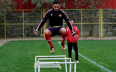 عالیشاه: دانشجوام٬ نه سرباز/ یکسال دیگر  از قراردادم باقی مانده