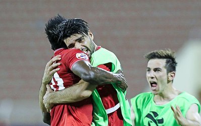 آغوشی با طعم پایان شایعات