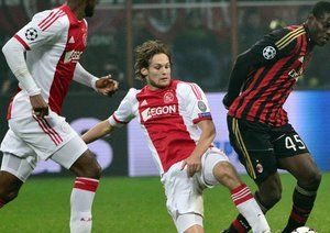 میلان ۰-۰ آژاکس / گروه H لیگ فهرمانان اروپا|میلان ۰-۰ آژاکس / گروه H لیگ فهرمانان اروپا