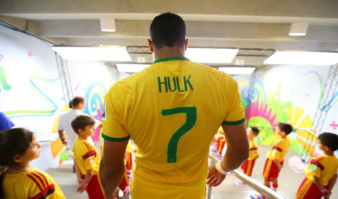 Hulk 2 (Brazil - Colombia) (1-4).jpg