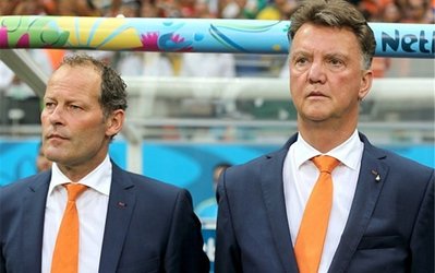 بلیند: منچستریونایتد از من خواست که دستیار فن‌خال باشم