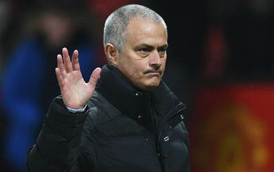 مورینیو: منچستر یونایتد در ماه تابستان حداکثر چهار بازیکن خواهد گرفت