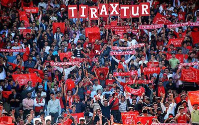 کسر امتیاز از تراکتورسازی و سقوط به دسته اول جدی می شود؟