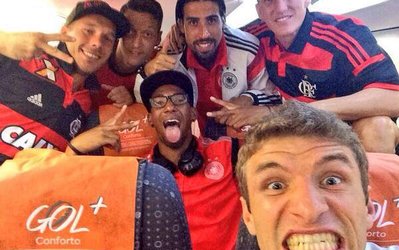 سلفی بازیکنان آلمان پس از پیروزی مقابل فرانسه