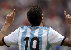 ریکی آلوارز|شادمانی ریکی آلوارز بعد از گلزنی مقابل الوونی.