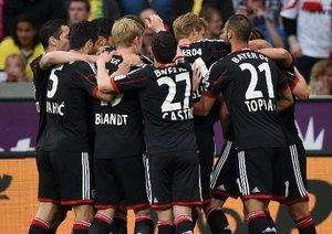 باير لوركوزن|خوشحالی بازیکنان لورکوزن بعد از باز کردن دروازه دورتموند