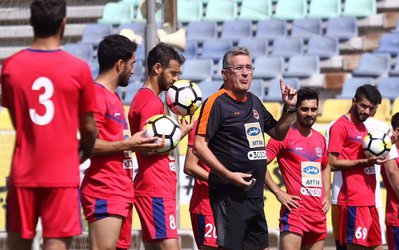 دلیل اصلی دعوت از تنها یک بازیکن پرسپولیس به اردوی تیم ملی چیست؟ / توفیق اجباری ؟